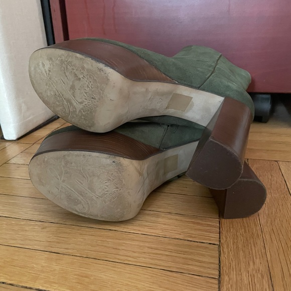 Free People Friday Night Platform Green Suede Boots Size 37 - Picture 4 of 4